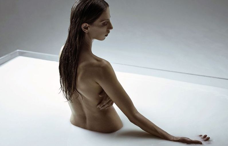 Angela Sarafyan Nude Pics & Pornovideos & Sexszenen