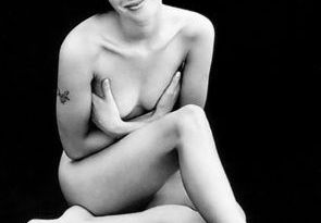 Γυμνές φωτογραφίες της Lena Headey και βίντεο με γυμνές σκηνές σεξ