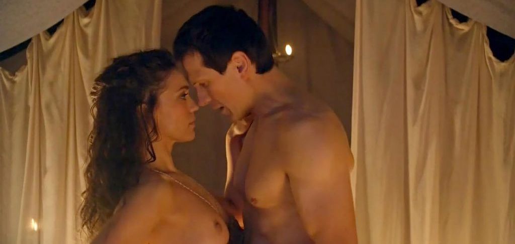 Jenna Lind nackte Brüste und Sex von Spartacus