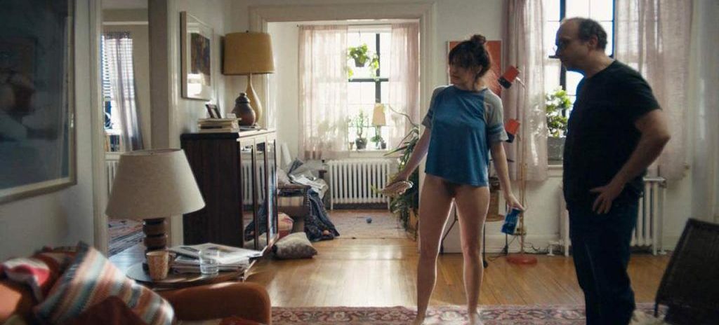 Kathryn Hahn Scéna s nahým Bushem z filmu Soukromý život