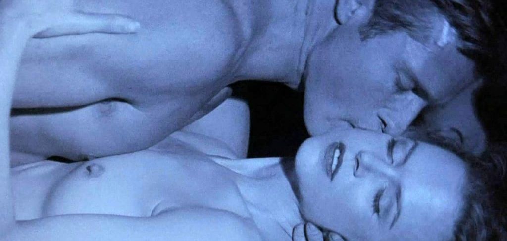 Nicole Kidman alaston seksikohtaus elokuvasta 'Eyes Wide Shut'
