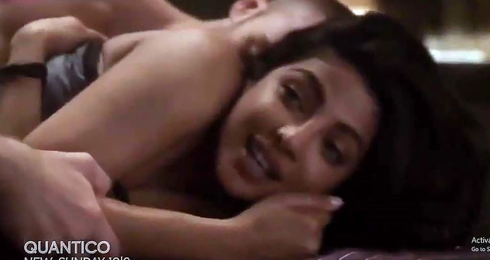 Priyanka Chopra scène de sexe