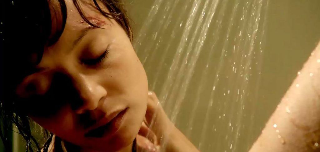 Thandie Newton Wet Sex in einen Duschschurken